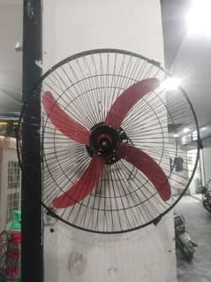 12volt bracket fan with 100 %cooper motor (03024091975)