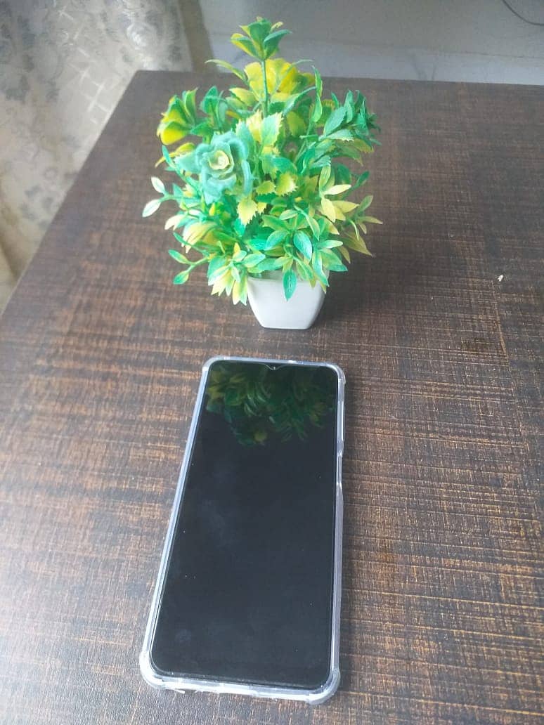 Samsung A04s with box and charger 1