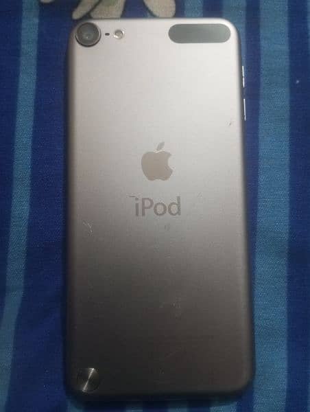 iPod Touch 5th Gen 16GB 2