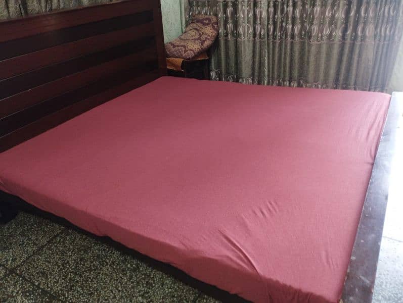 6ft double size bed with two site tables with mattress 4