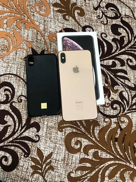 iphone xs max 64gb with box 2