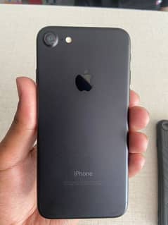 Iphone 7 non pta  BYPASS 128GB lush condition BH 9°%