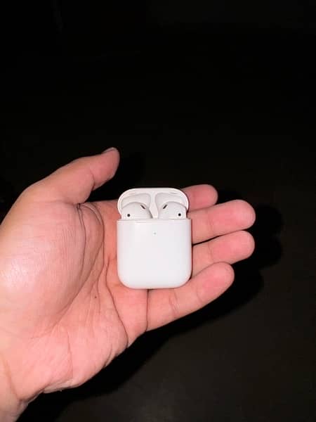 Apple Airpods 2nd Generation Wireless Charging Case 0