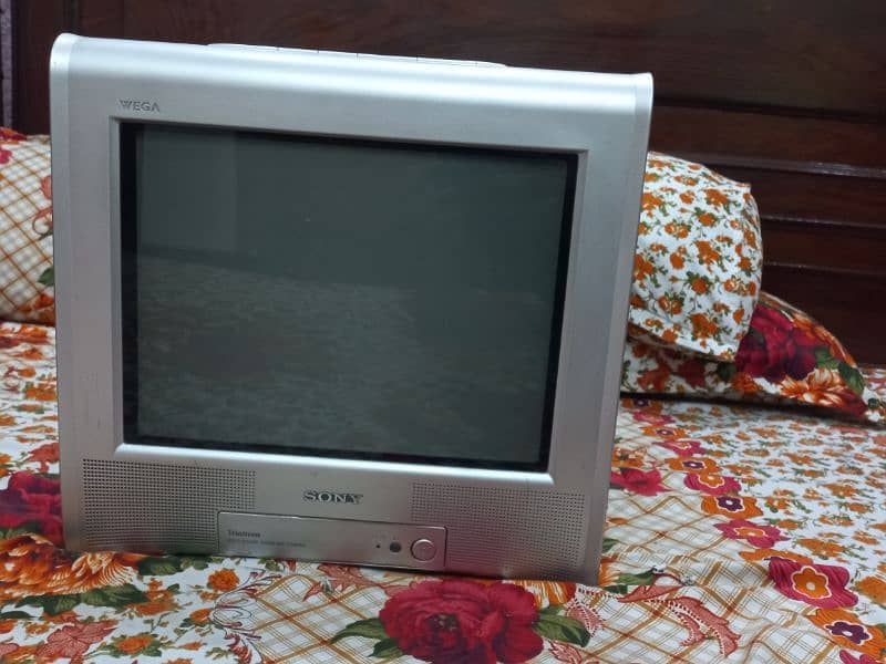 Sony Orignal T. V Avaliable Home used Only 2 month Price kam ho jay gi 0