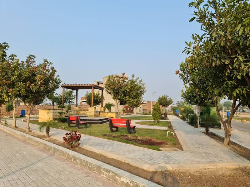 3 Marla Plots Available On Installment At Very Low Price In LDA Approved Society 2