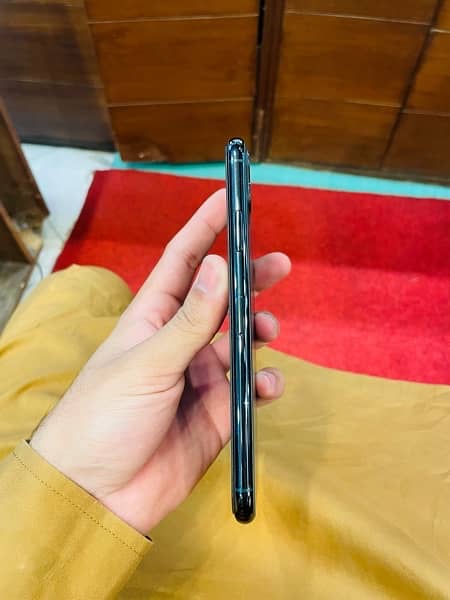 iphone 11 pro max 64Gb Pta approved with box 1