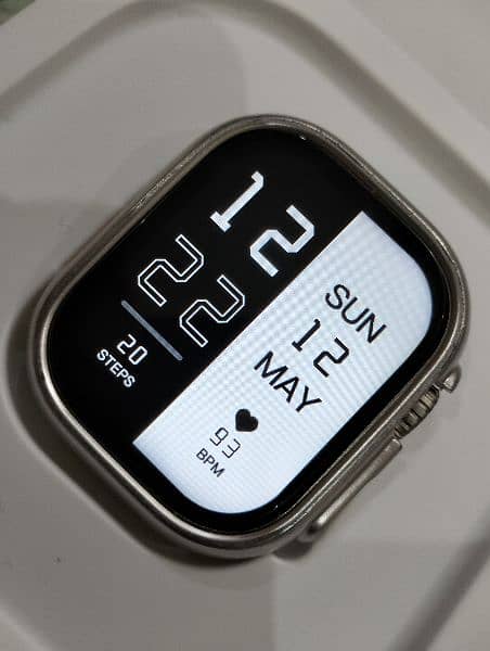 Tech Hunk Smart Watch 1