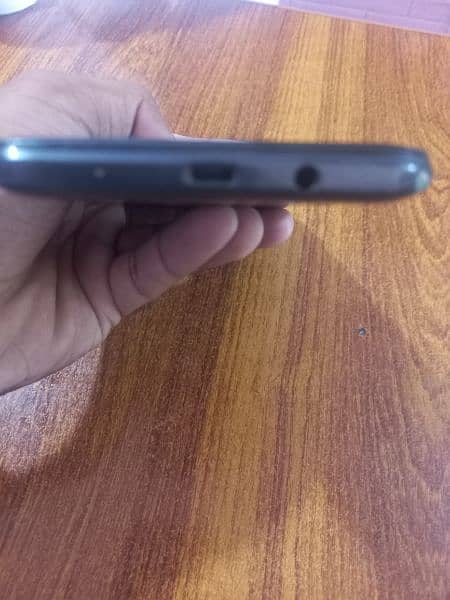 infinix hot 11 play (10/9) condition 2