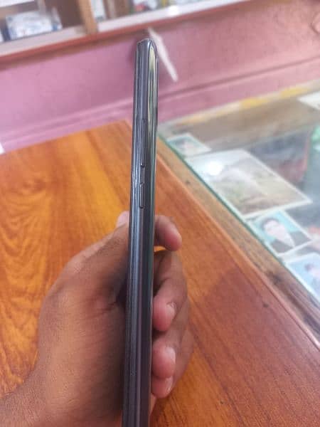 infinix hot 11 play (10/9) condition 3
