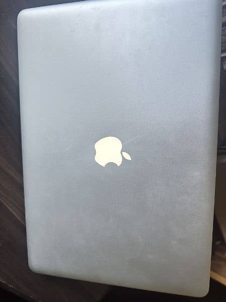 Apple MacBook pro core i7 15inch 2011 7