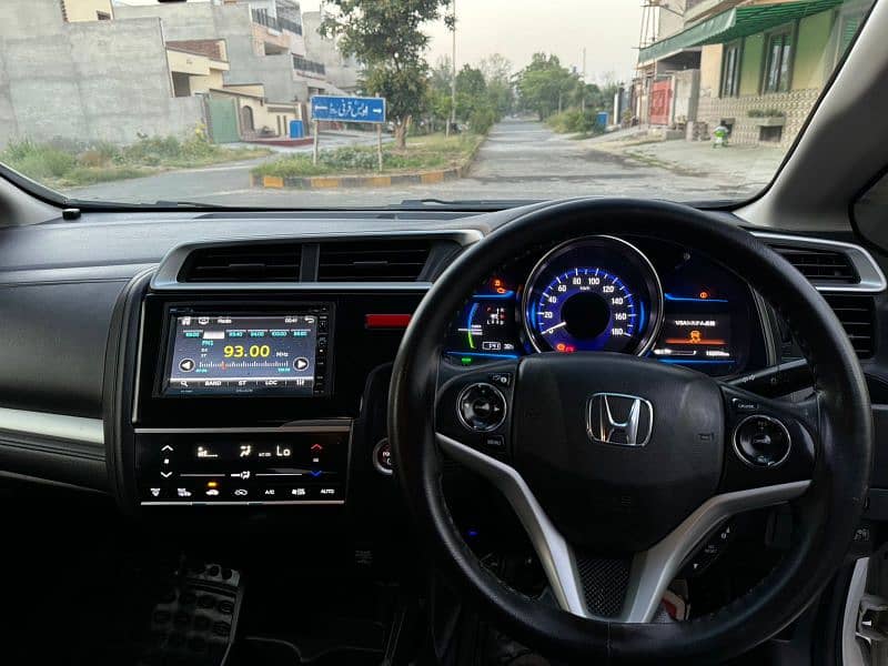 Honda Fit 2015 9