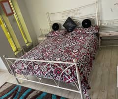 bed set  with 8 inch spring mattress  urget sale