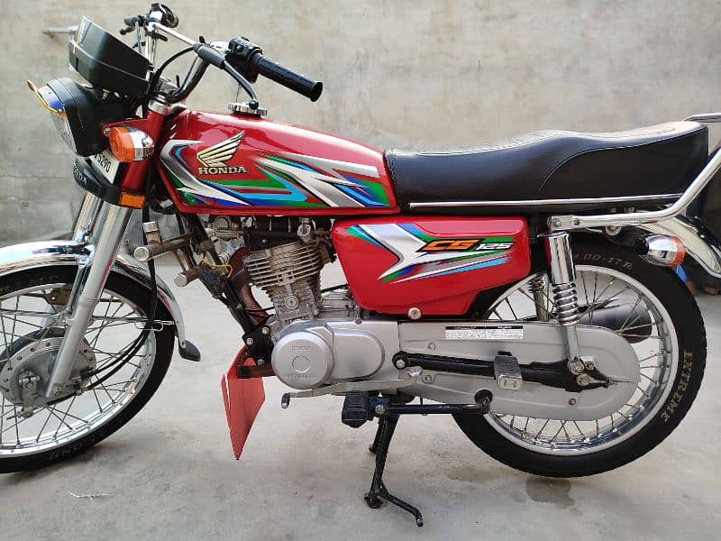 Honda 125 Bike 2