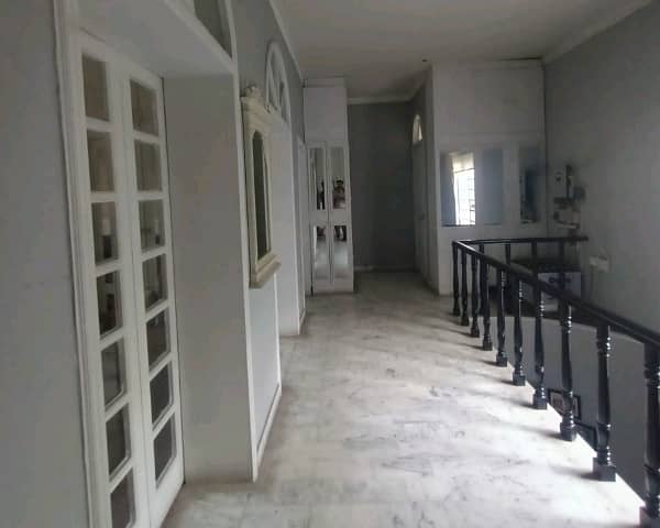 Ideal House In Gulberg Available For Rs. 415000 12