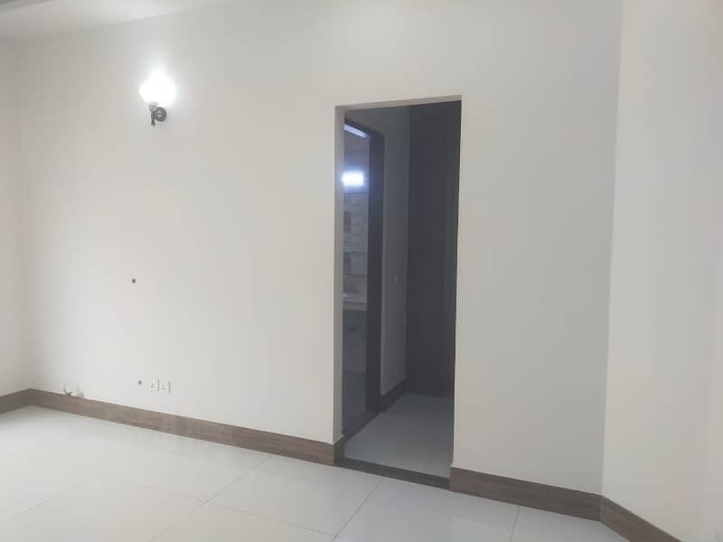 10 Marla Upper Portion For rent In DHA Phase 5 0