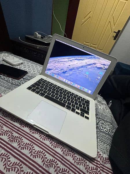 MacBook pro Urgent for sale 7
