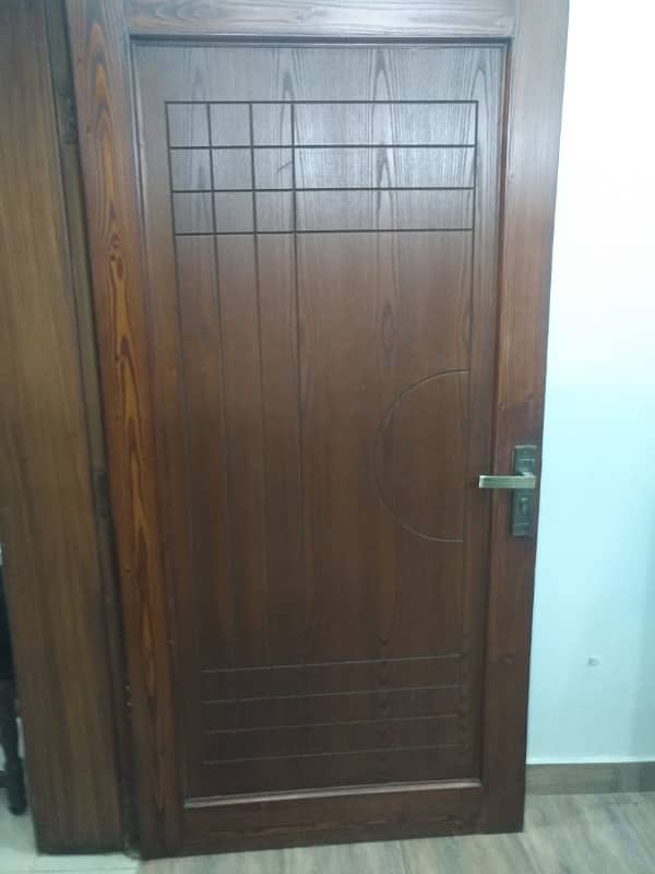 5 MARLA SLIGHTLY USED UPPER PORTION IS AVAILABLE FOR RENT ON TOP LOCATION OF WAPDA TOWN PHASE1 6