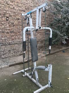 Gym butterfly chest machine body building multi station