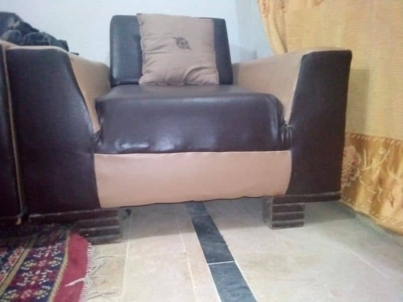 5 Seater Sofa Less Use Price Negotiate 4