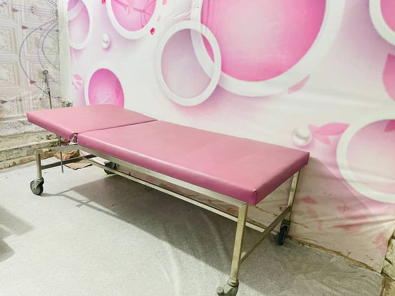 Pink Bed for Sale - 15,000 PKR 1