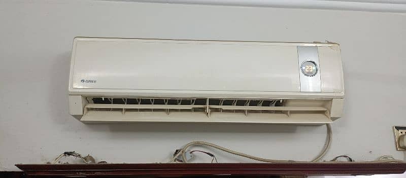 Gree 1.5 ton Ac In Good Condition 1