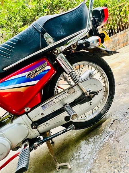 Honda CG 125 model 2009 totally genuine condition in gujranwala city 7