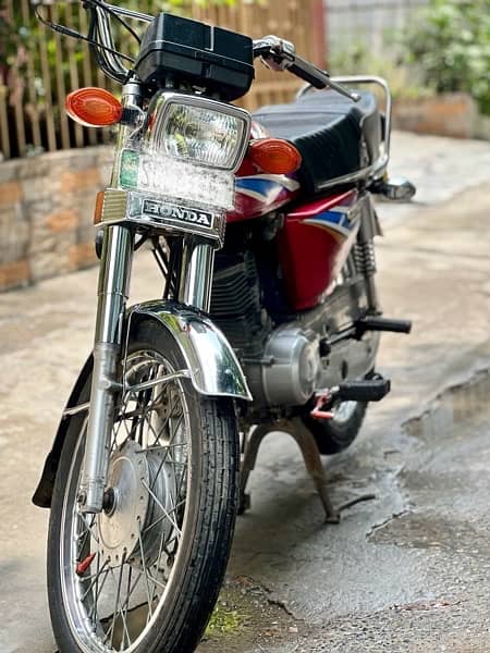 Honda CG 125 model 2009 totally genuine condition in gujranwala city 9