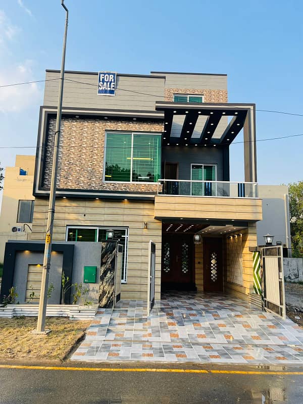 5 Marla Residential House For Sale In BB Block Bahria Town Lahore 0