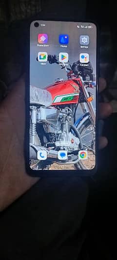 Oppo A96  condition 10/10 8 128 box and charigar. .