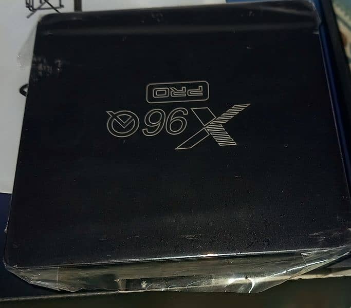 Original X96Q Pro Android TV Box 8GB ram 128 GB brand new box 4k 2