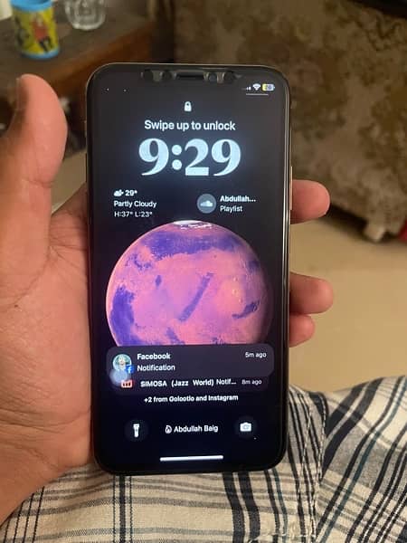 iPhone XS non pta LLA model 256gb only contact on WhatsApp 1