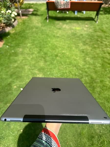 apple iPad Pro 12.9 inch 11