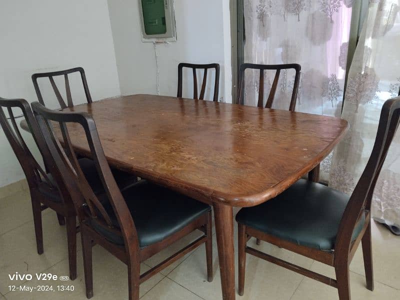 6 sitter dining table 0