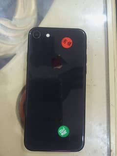 iphone/8 NonPta  10/10 condition.  Black colour