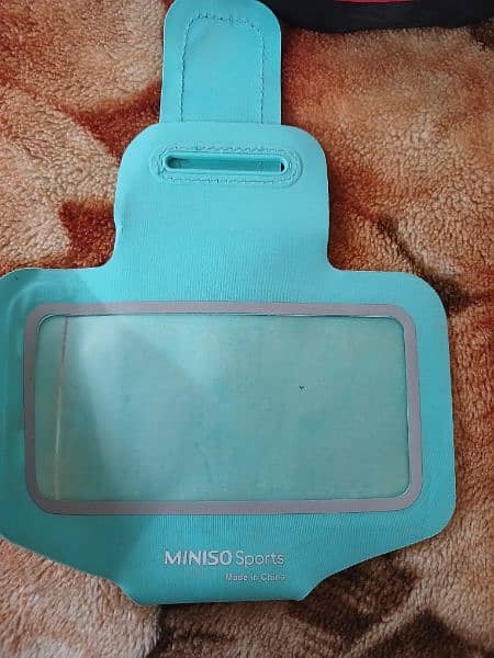 Miniso mobile holder 0