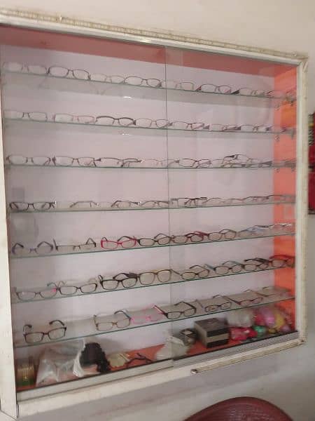 OPTICAL SHOP RUNNING BUSINESS FOR SELL 6