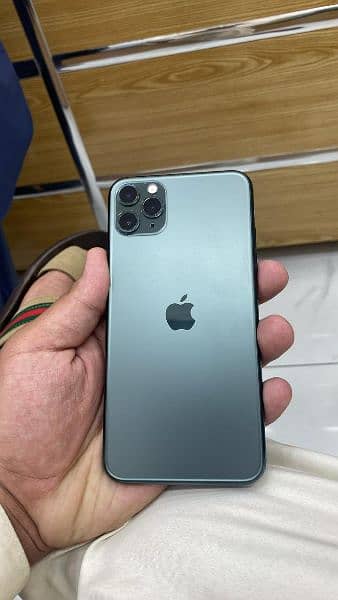 iphone 11 pro max A1 condition 64 0