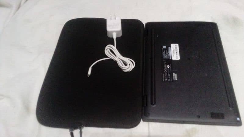 LENOVO CHROMEBOOK| PLAYSTORE| C-TYPE CHARGER 10
