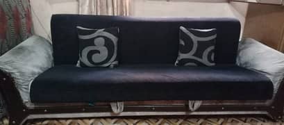 sofa combed in black and grey combo