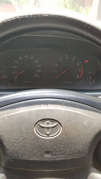 Toyota Corolla 2.0 D 1999 9