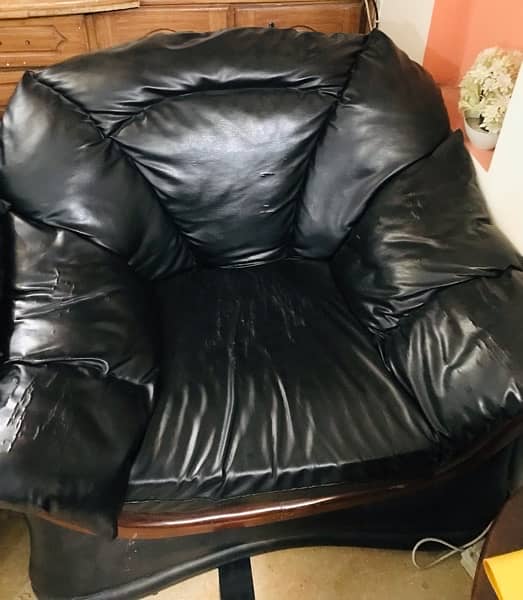 black lather sofa set 1