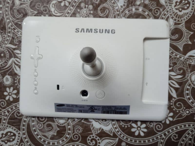 Samsung photo player - SPF-71ES, with charger 1