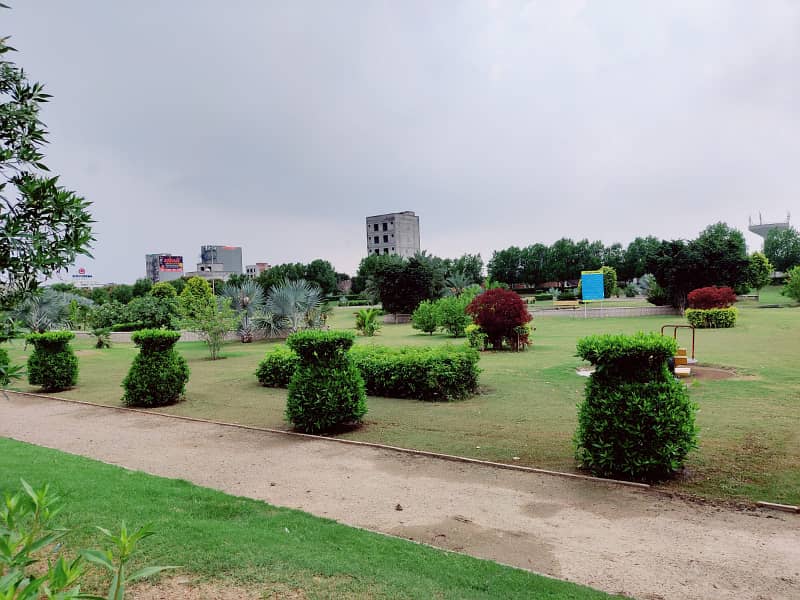 5 Marla Plot Sale A Block Plot No 820 Onground Ready Possession Plot Socaity New Lahore City , Block Premier Enclave, NFC-2 OR Bahria Town Road Attached, Near Ring Road interchange. 4