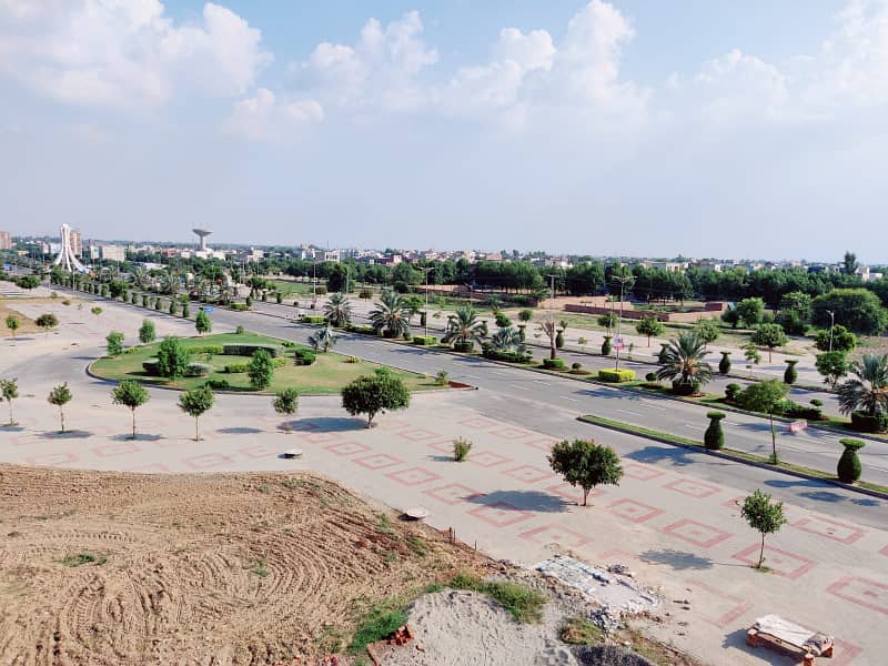 5 Marla Plot Sale A Block Plot No 820 Onground Ready Possession Plot Socaity New Lahore City , Block Premier Enclave, NFC-2 OR Bahria Town Road Attached, Near Ring Road interchange. 9
