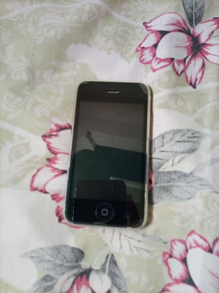 rare iphone 3gs -- Non pta -- No fault, fully working condition 0