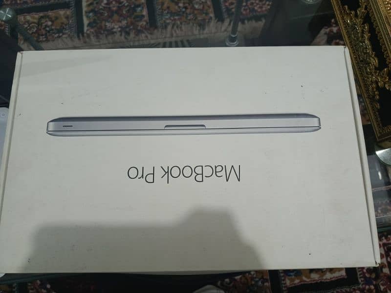 MacBook pro (13 inch, Mid 2012) 0