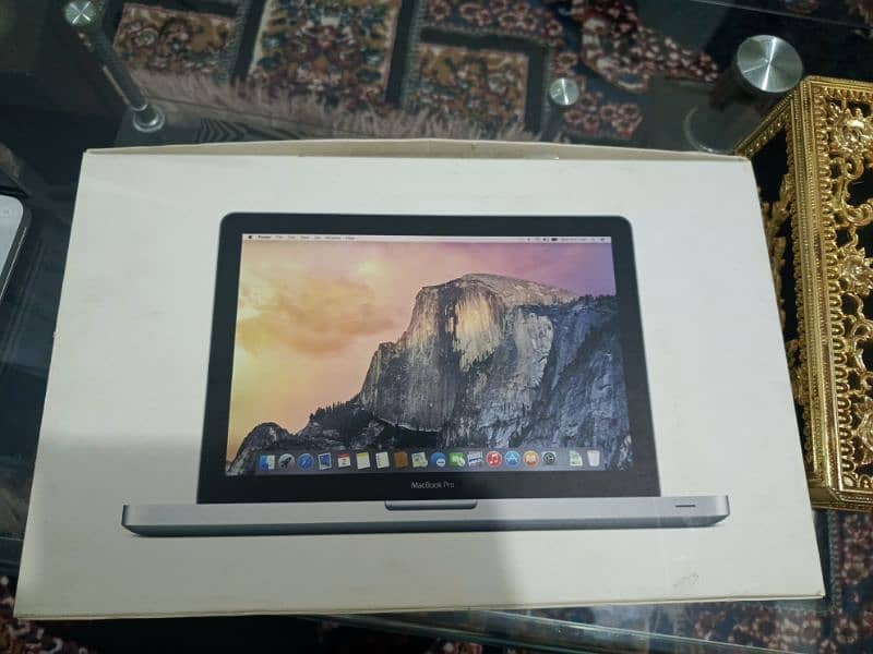 MacBook pro (13 inch, Mid 2012) 1