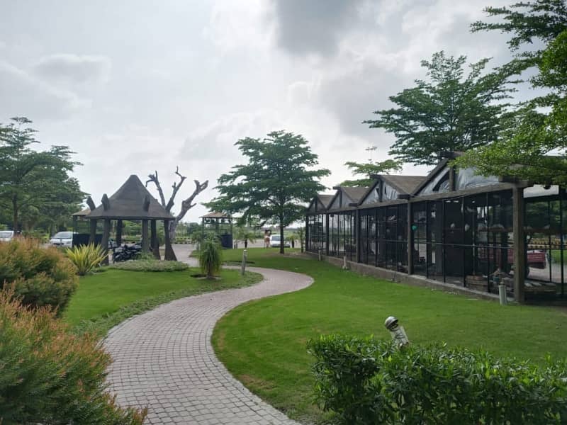 Safari Garden Housing Scheme Lahore 9