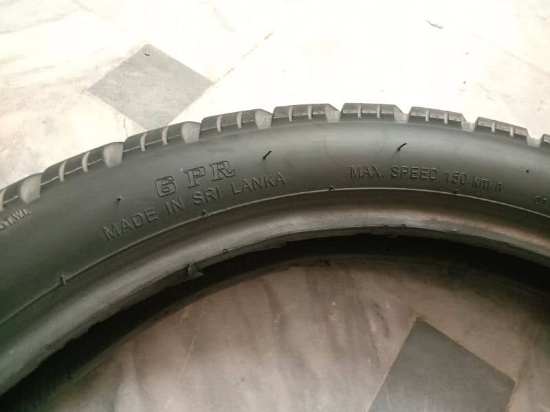 DSI motorcycle tyre 100\90-18 2