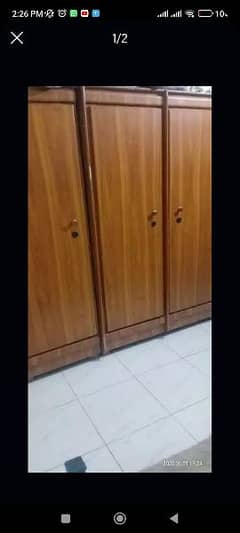 3doors cupboard